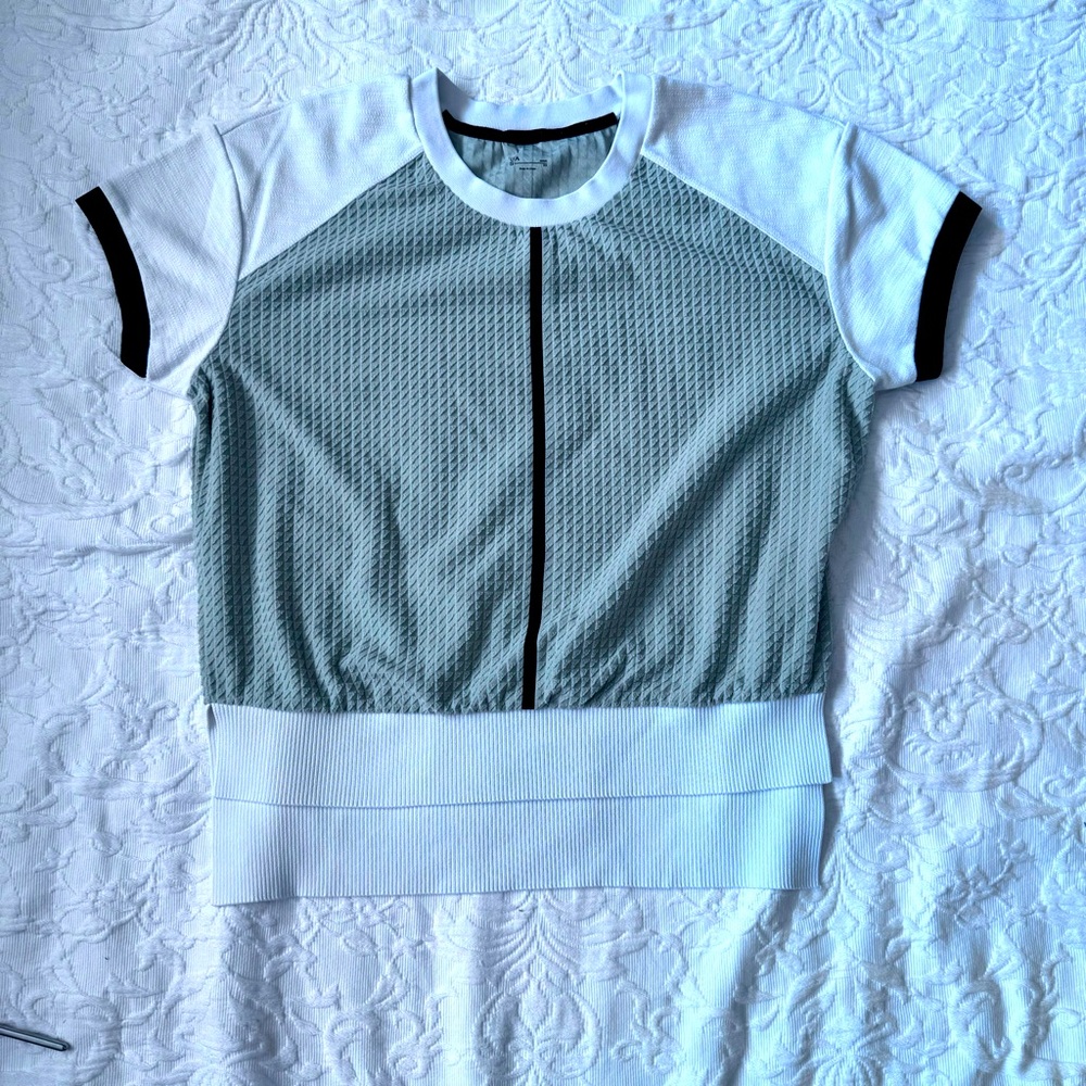 Under Armour Hi Lo waffle shirt Large